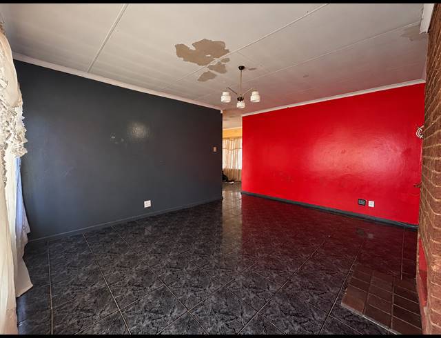 3 BEDROOM HOUSE FOR SALE IN VANDERBIJLPARK CE 4